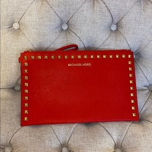 *NEW* Micheal Kors Clutch